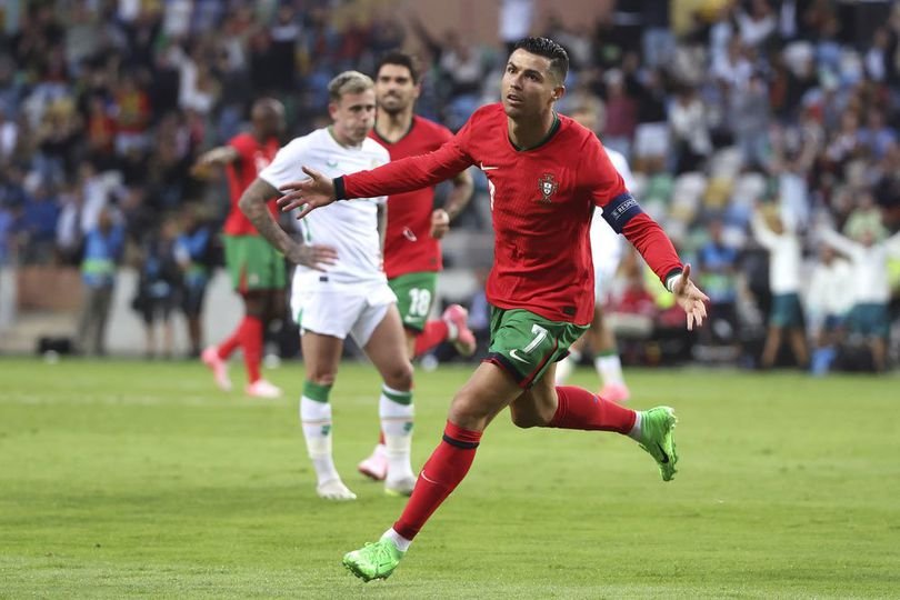Cristiano Ronaldo Pemain Pertama yang Main di 6 Piala Eropa