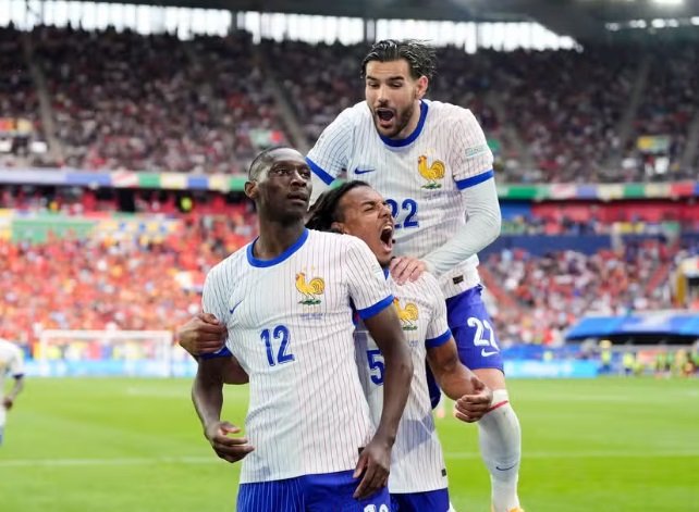 Kolo Muani Bawa Les Bleus ke Perempat Final Euro 2024